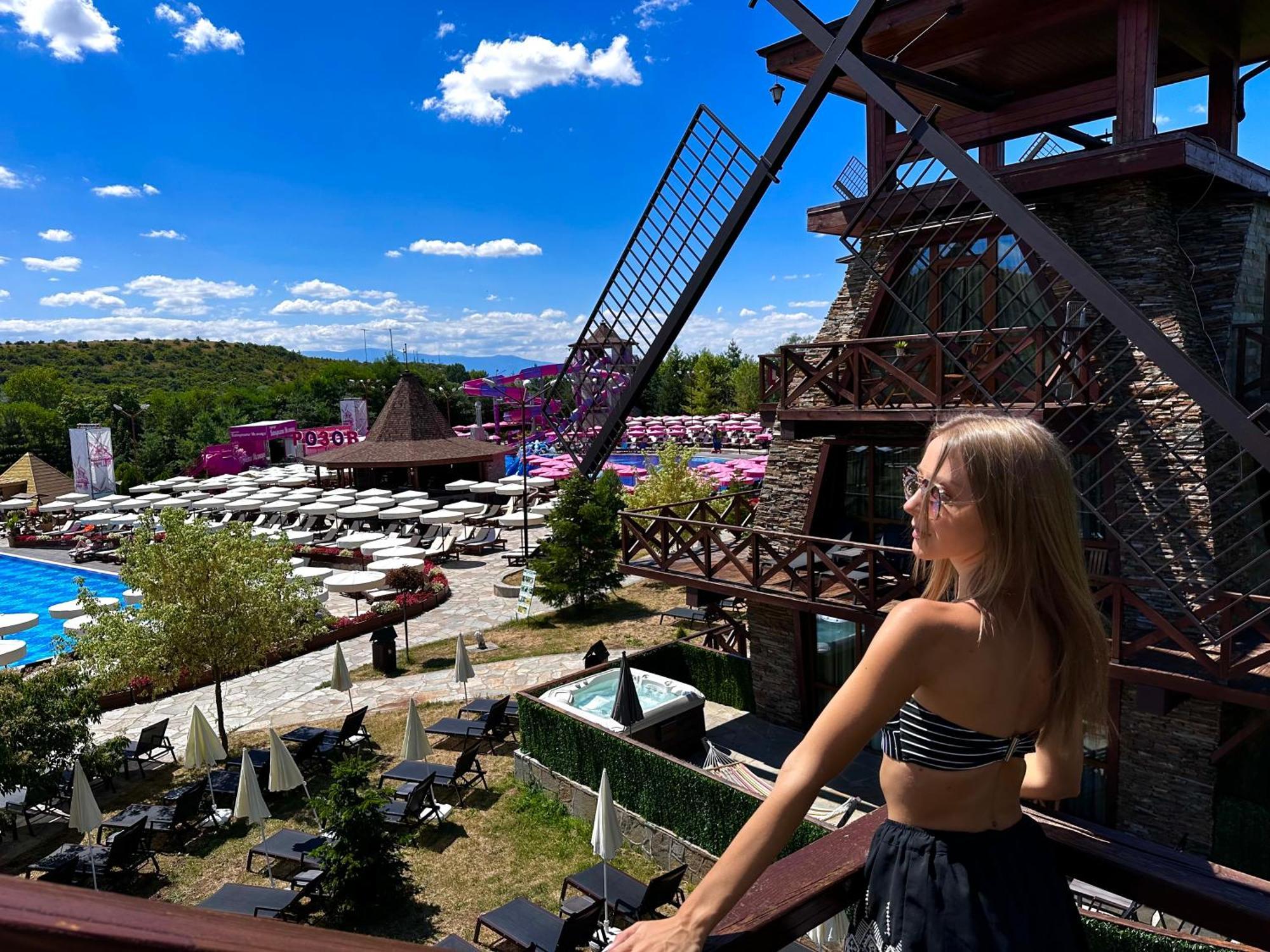 The Wind Mills Hydropark Otel Gorna Malina Dış mekan fotoğraf