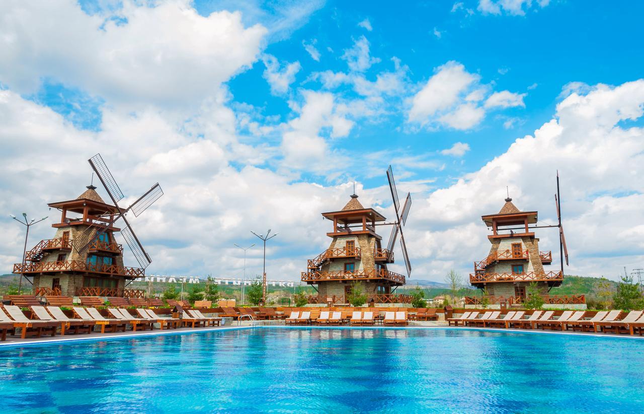 The Wind Mills Hydropark Otel Gorna Malina Dış mekan fotoğraf