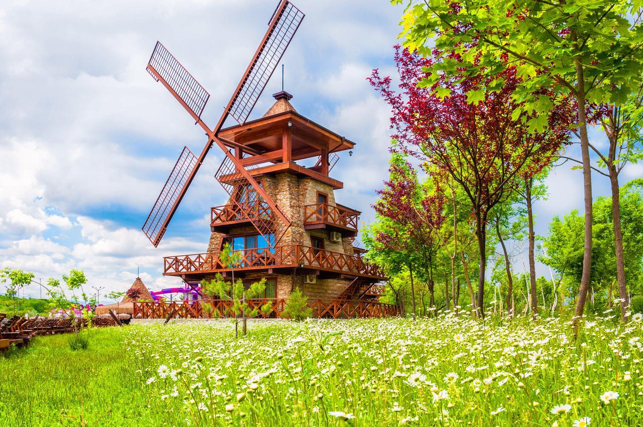 The Wind Mills Hydropark Otel Gorna Malina Dış mekan fotoğraf