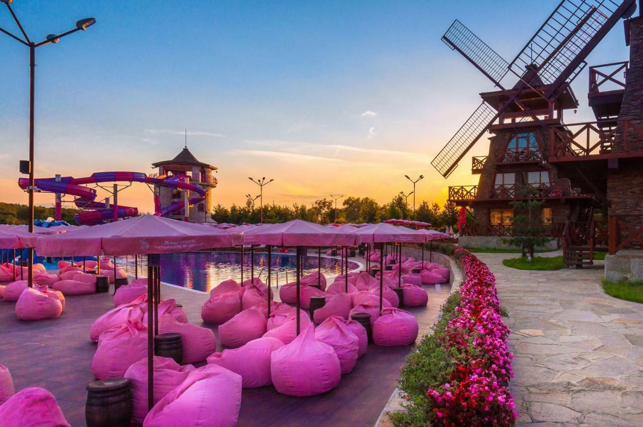 The Wind Mills Hydropark Otel Gorna Malina Dış mekan fotoğraf